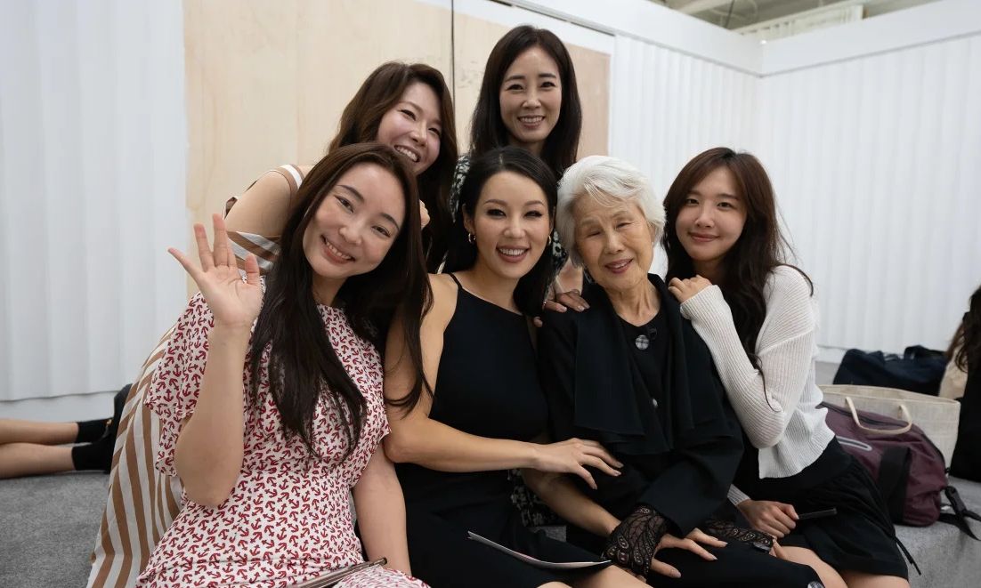 Η 80χρονη Choi Soon-hwa δεν κατάφερε να γράψει ιστορία στoν… διαγωνισμό Miss Universe