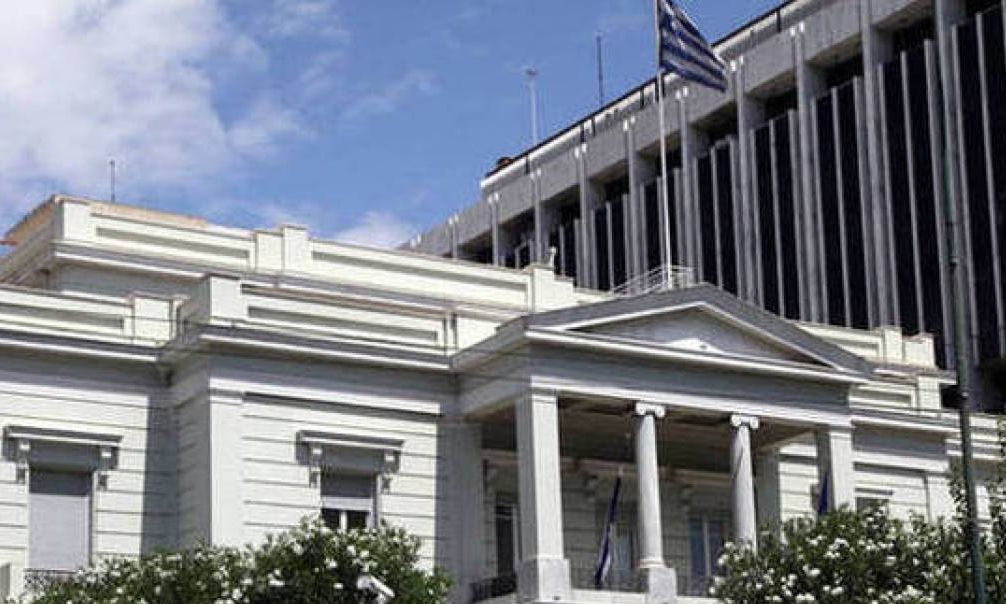 ΥΠΕΞ: Η ελληνική κυβέρνηση καταδικάζει έντονα τις επιθέσεις του Ιράν κατά του Ισραήλ.