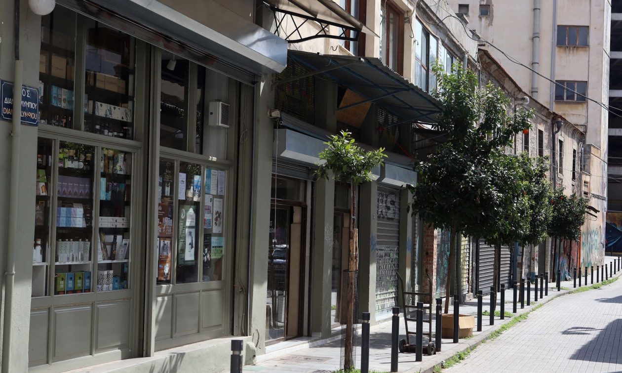 «Ζόμπι» το 8,9% των ελληνικών επιχειρήσεων – Πώς συνδέονται με τα κόκκινα δάνεια