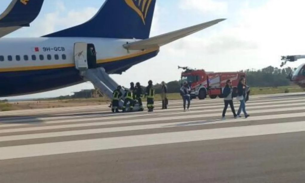 Τρόμος στον αέρα για 200 επιβάτες – Αεροπλάνο στην Ιταλία έπιασε φωτιά