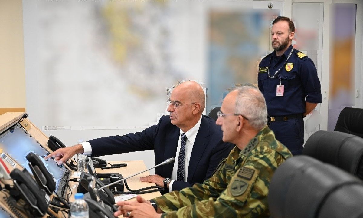 Δένδιας: Συγχαρητήρια σε όσους συνέβαλαν στους απεγκλωβισμούς από τη Βηρυτό