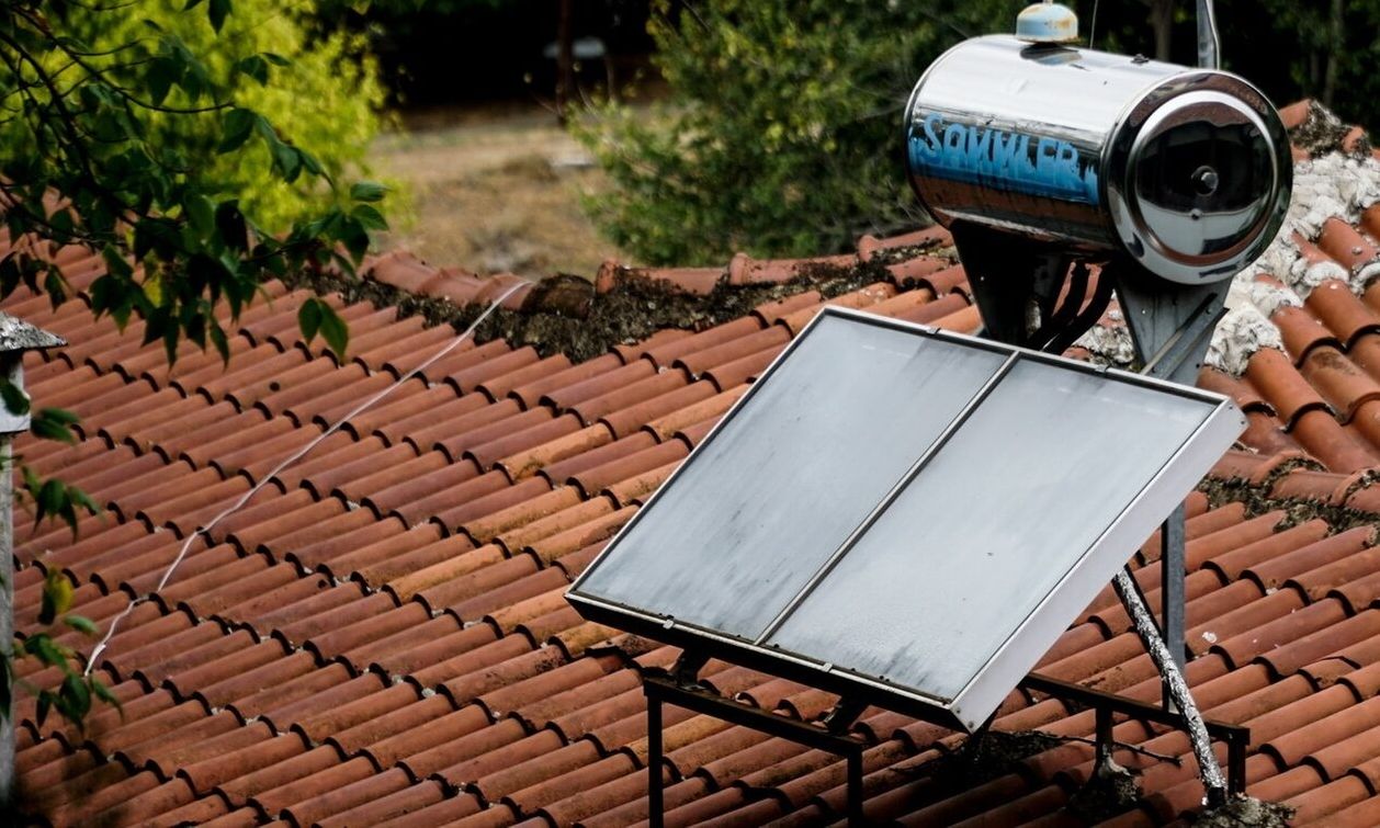 «Αλλάζω θερμοσίφωνα 2024»: Πότε ανοίγει το πρόγραμμα με επιδότηση έως 60% – Οι δικαιούχοι