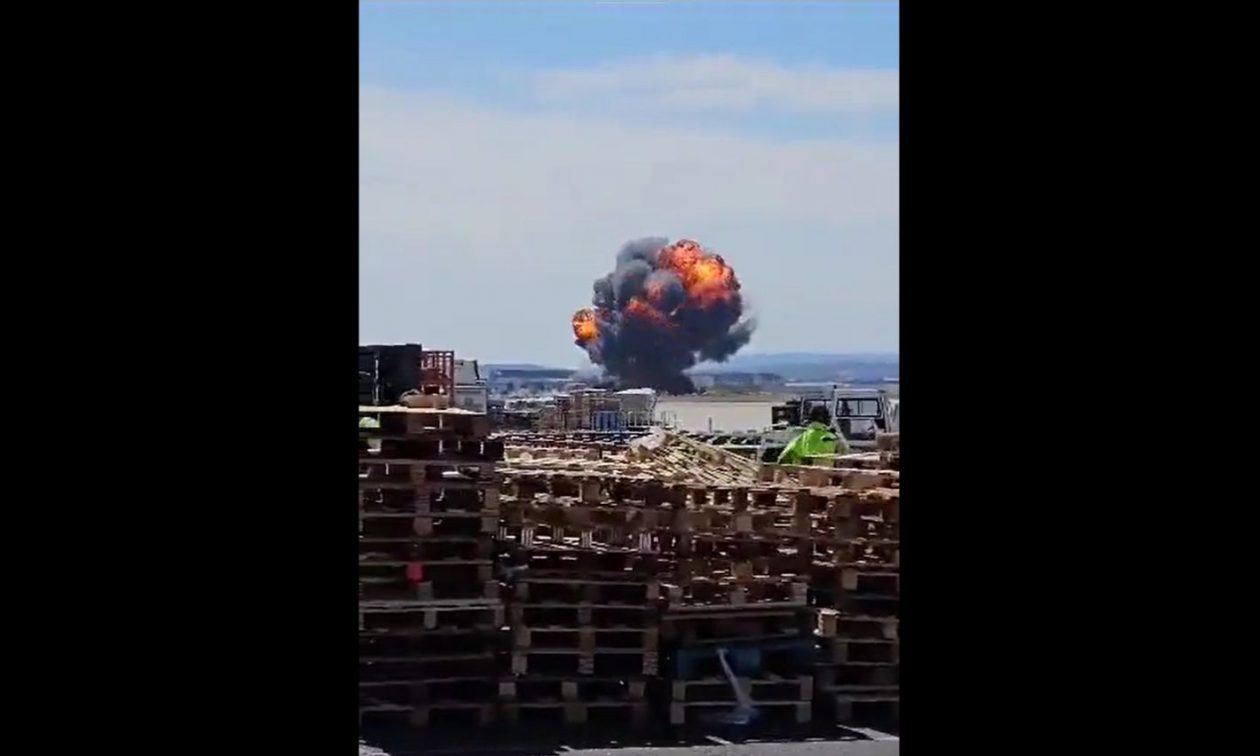 Ισπανία: Μαχητικό F-18 συνετρίβη, άγνωστη η τύχη του πιλότου – Δείτε βίντεο τη στιγμή της πτώσης