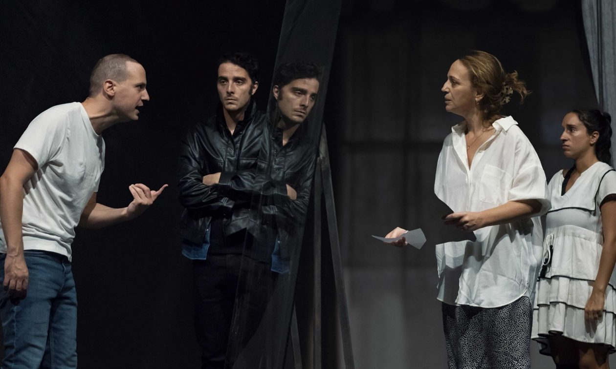 Μαρία Καλλιμάνη: «Τα ζωτικά ψεύδη σου δίνουν όρεξη και δύναμη στη ζωή»