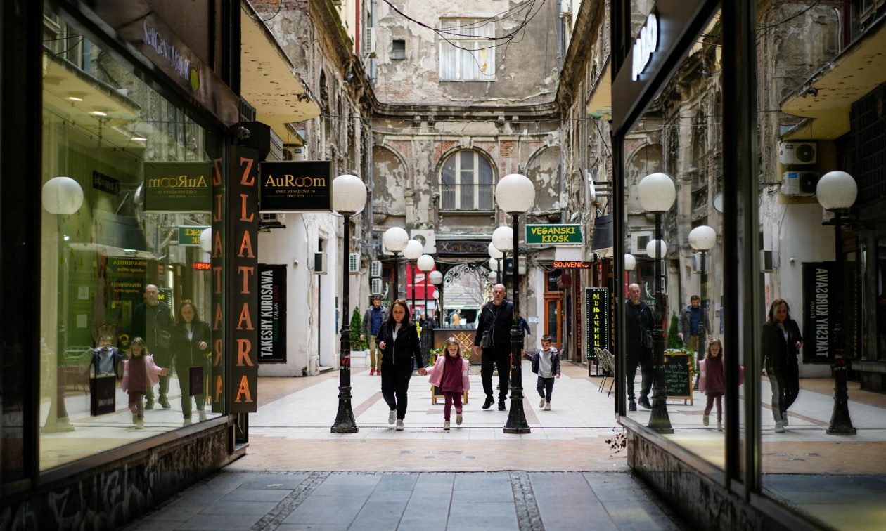 Η Σερβία πήρε την επενδυτική βαθμίδα από τον οίκο S&P