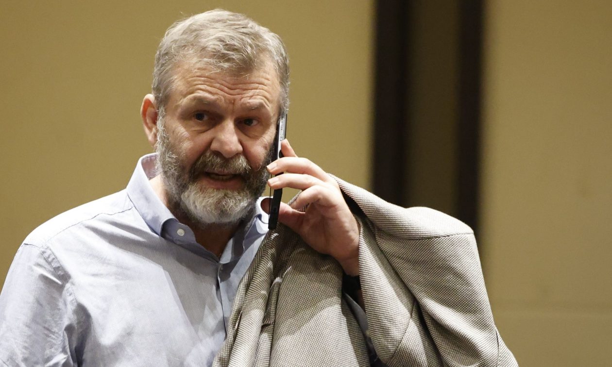 Μύδροι Γκλέτσου κατά Κασσελάκη: «Δεν είχε φυλάξει νούμερο θαλαμοφύλακα – Τον πήραμε στον λαιμό μας»