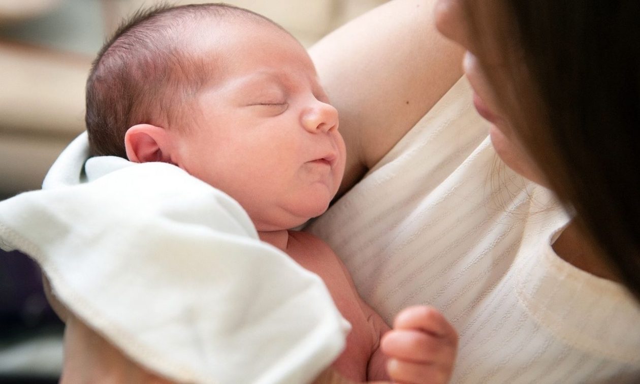 Επίδομα Γέννησης: Δκαιολογητικά και προϋποθέσεις