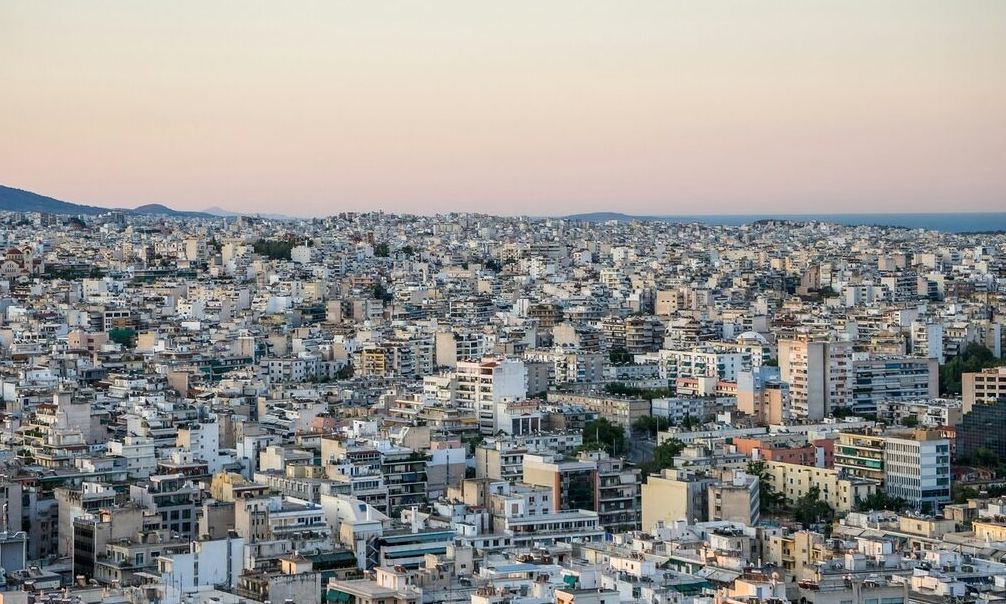 Στεγαστική κρίση: 8 νέες παρεμβάσεις για οικονομικό «κεραμίδι» – Τι σχεδιάζει η κυβέρνηση