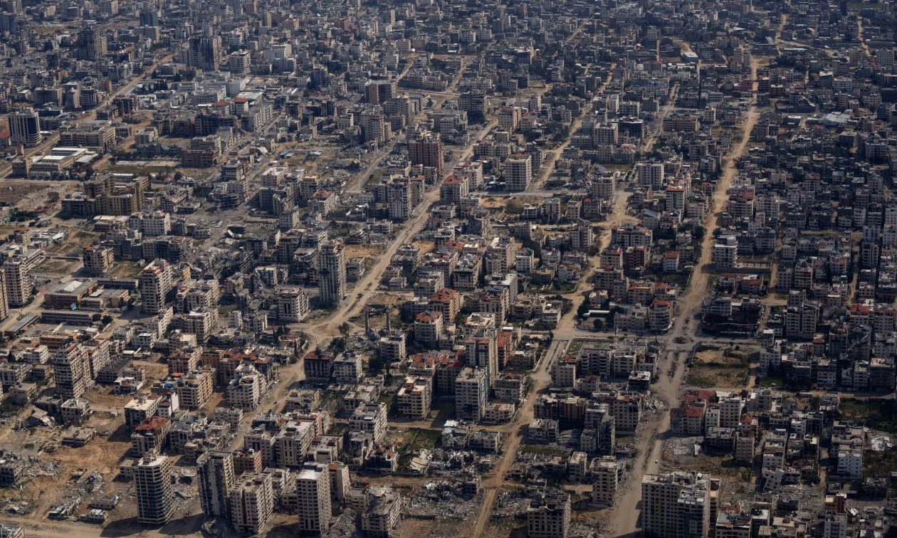 Η απόλυτη καταστροφή: Η Γάζα πριν και μετά την 7η Οκτωβρίου