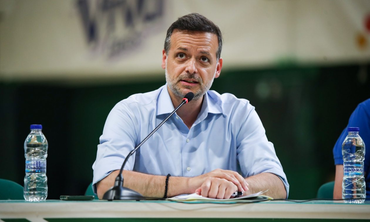 ΠΑΣΟΚ – Χάρης Δούκας: «Ο Μητσοτάκης χάνει στην κοινωνία – Θέλω ντιμπέιτ με τον Ανδρουλάκη»