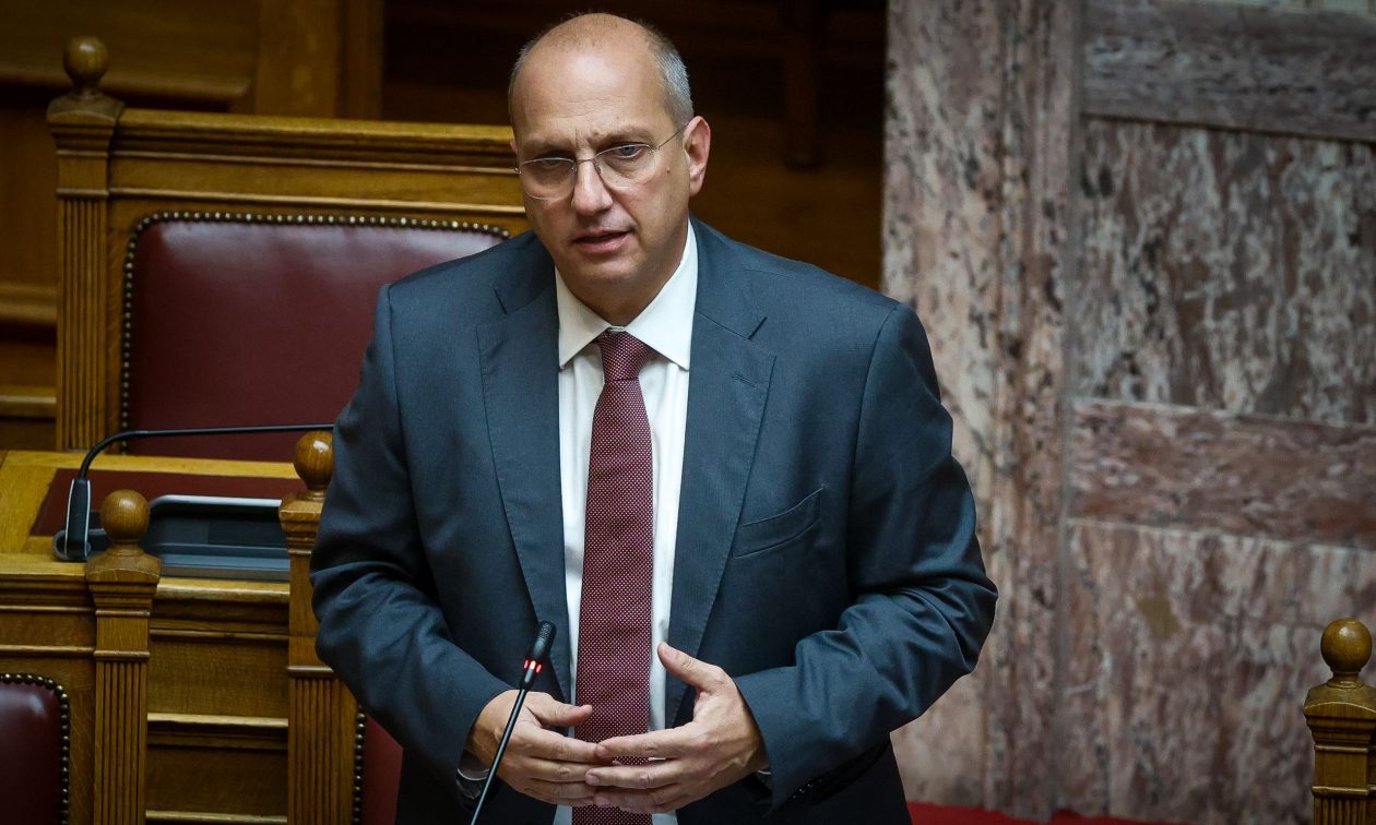 Οικονόμου: «Η πολιτική αποδοκιμασία από την κοινωνία έχει φέρει ΠΑΣΟΚ και ΣΥΡΙΖΑ σε θέση μειονεξίας»