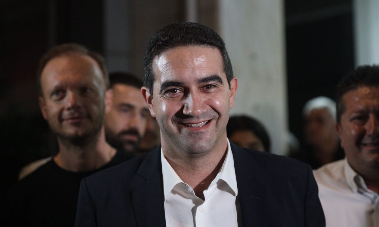 ΠΑΣΟΚ: Ο Μιχάλης Κατρίνης δεν στηρίζει κανέναν υποψήφιο στον δεύτερο γύρο