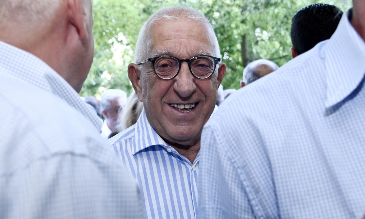 Κακλαμάνης για «11»: «Η κυβέρνηση δεν ανατρέπεται από ερωτήσεις των βουλευτών»