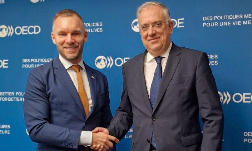 Στο Παρίσι ο Τάκης Θεοδωρικάκος: Συναντήσεις με φορείς του Ισραήλ και της Σουηδίας