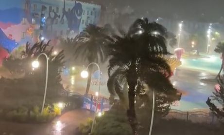 Τυφώνας Μίλτον: Σαρώνει και την Disney World στο Ορλάντο – Βίντεο ντοκουμέντο