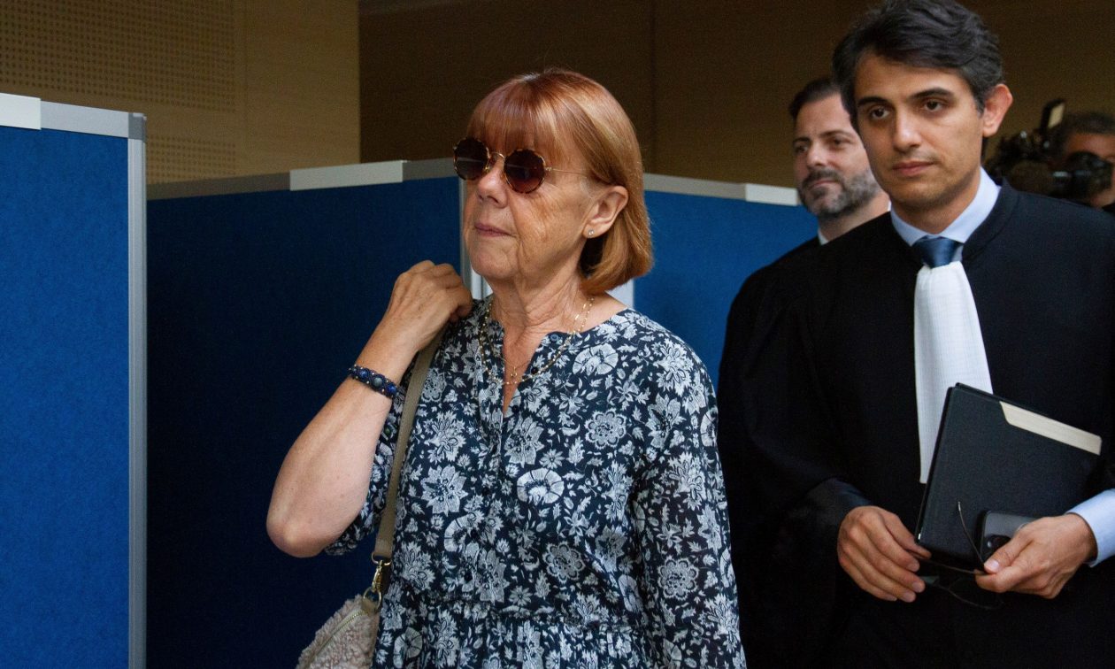 Ζιζέλ Πελικό: Αποχωρεί για πρώτη φορά από τη δίκη αηδιασμένη από τη χυδαιότητα βιαστή της