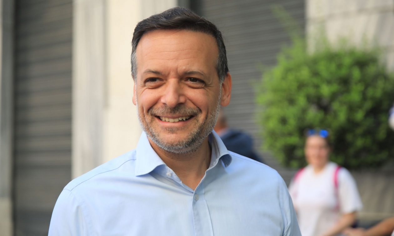 ΠΑΣΟΚ: Ο Χάρης Δούκας θα δει τα αποτελέσματα από το γραφείο του στον δήμο Αθηναίων