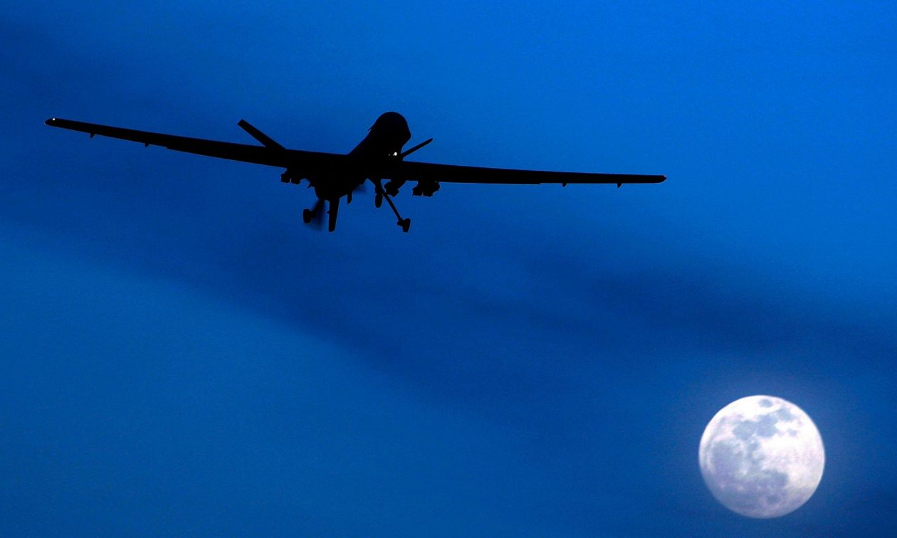 WSJ: Μυστηριώδη drones παραβίαζαν επί 17 ημέρες στρατιωτική βάση των ΗΠΑ