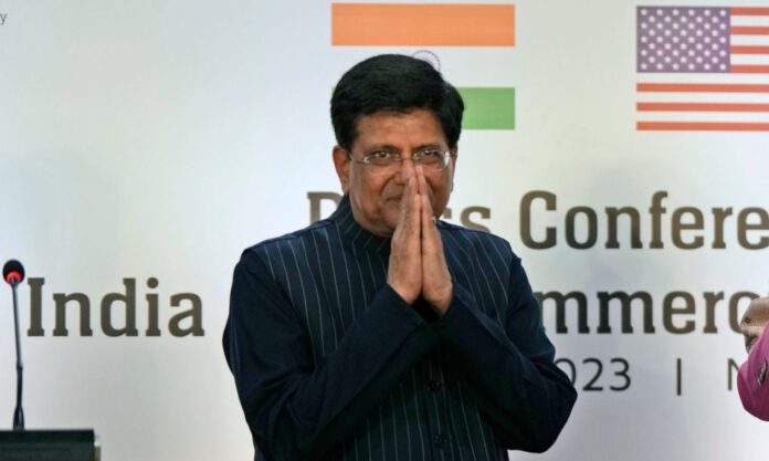 1594676-39278fd8-goyal.jpg