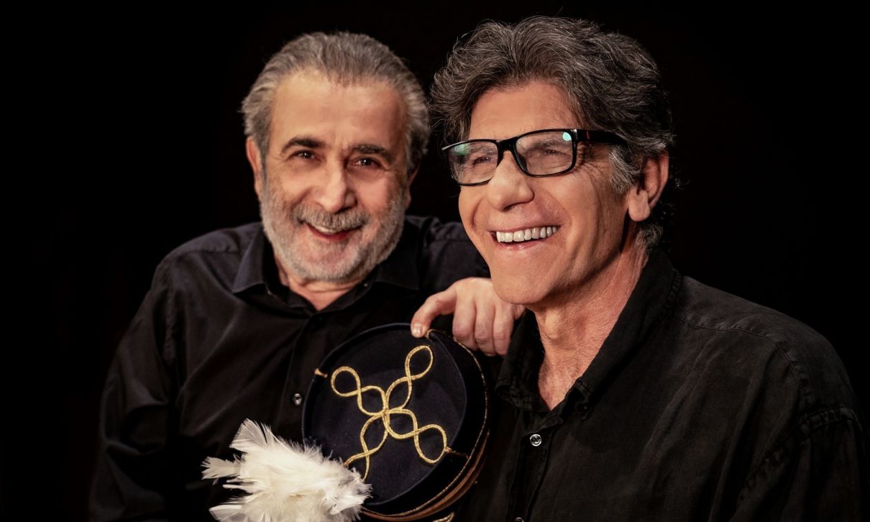 Ο Γιάννης Μπέζος σκηνοθετεί τον Λάκη Λαζόπουλο