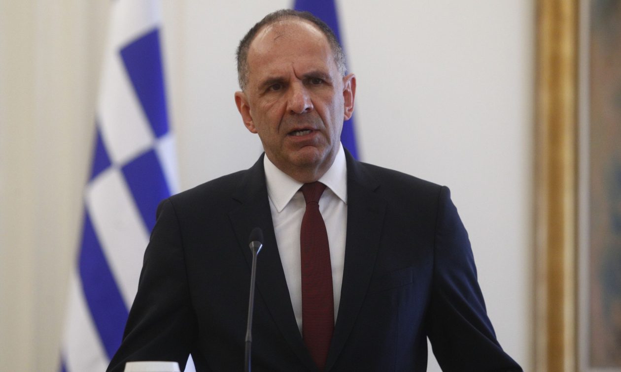 «Κλειστή» συνάντηση Γεραπετρίτη με βουλευτές της ΝΔ την Τρίτη – Τι θα συζητηθεί