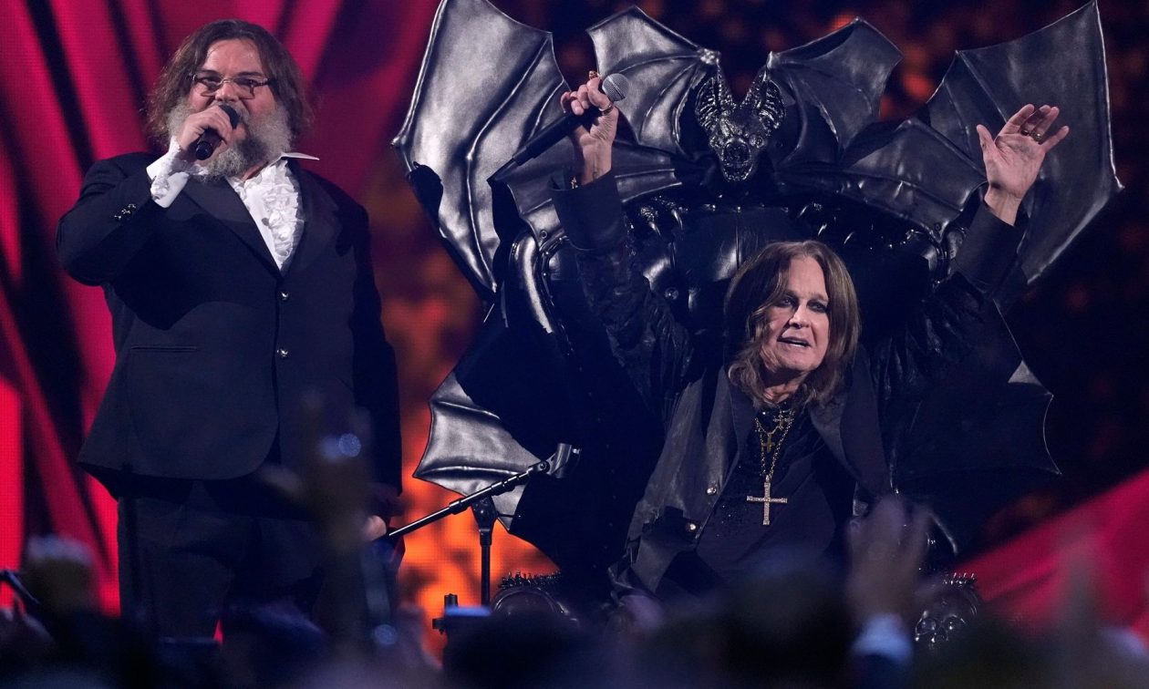 Ο Όζι Όσμπορν εισήχθη στο Rock & Roll Hall of Fame για δεύτερη φορά