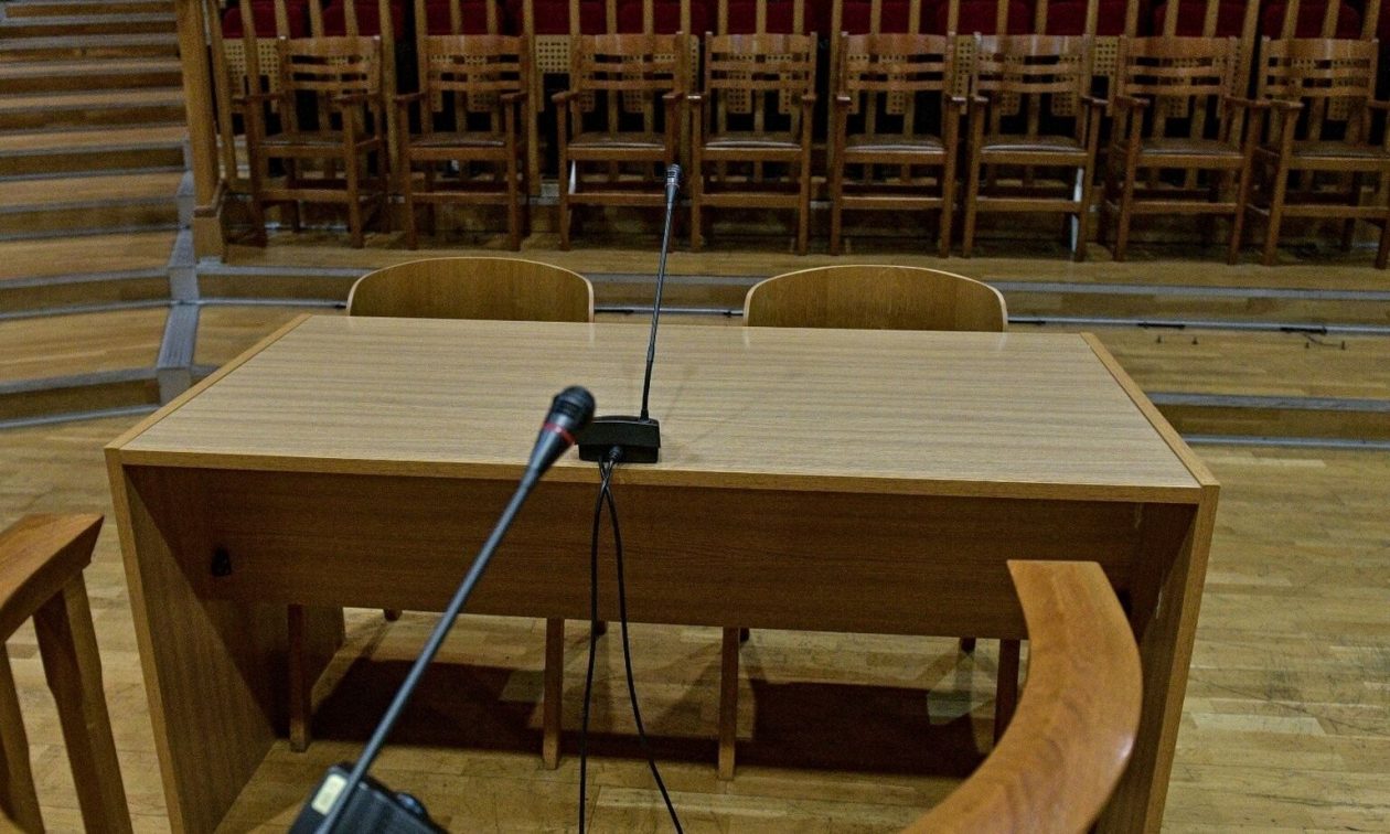 Υπόθεση Novartis: Οι πρώτες πολιτικές αντιδράσεις μετά από την εισαγγελική απόφαση