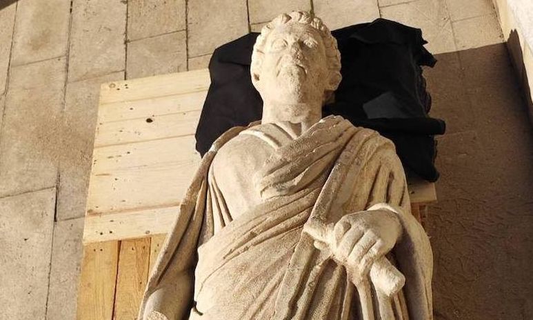 Βουλγαρία: Σχεδόν τέλειο άγαλμα Ρωμαίου πολίτη ανακαλύφθηκε κατά τη διάρκεια ανασκαφής