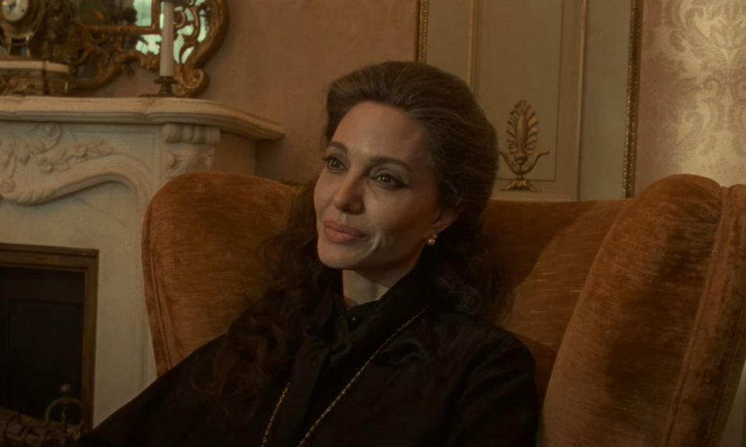 «Maria»: Βγήκε το τρέιλερ της ταινίας για την Μαρία Κάλλας με την Αντζελίνα Τζολί
