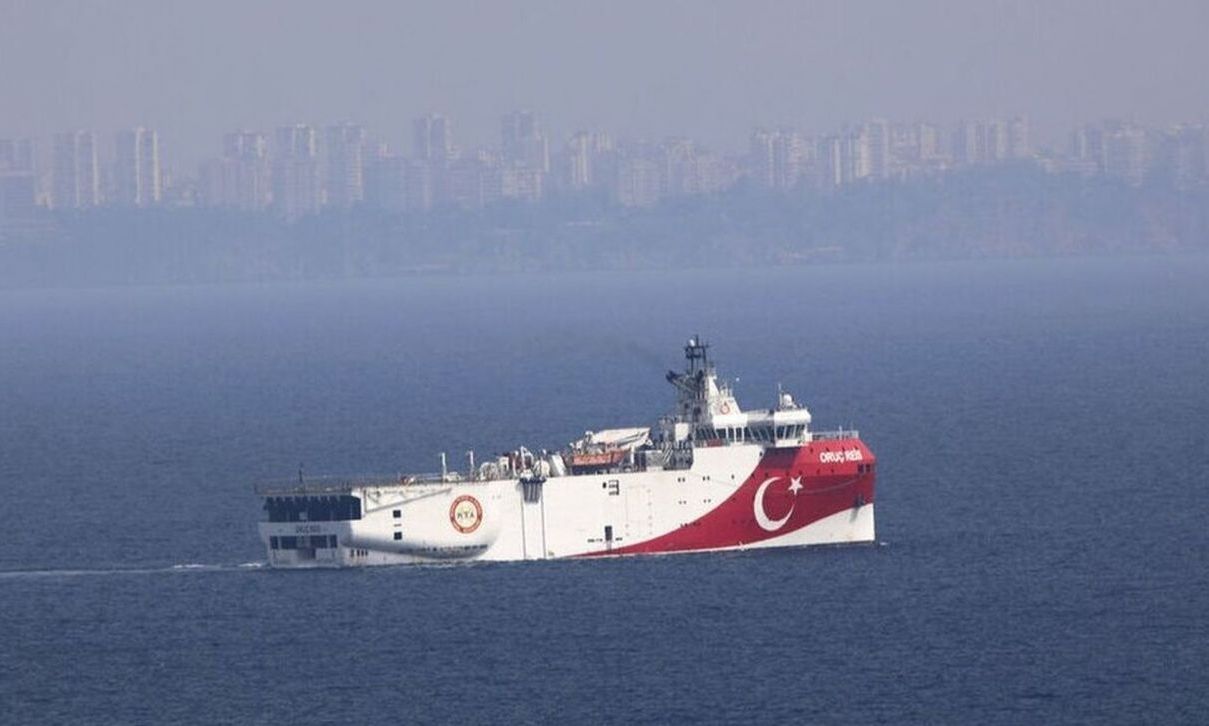 Έφτασε στη Σομαλία για σεισμικές έρευνες το τουρκικό Oruç Reis – Λαμπρή τελετή για την υποδοχή του