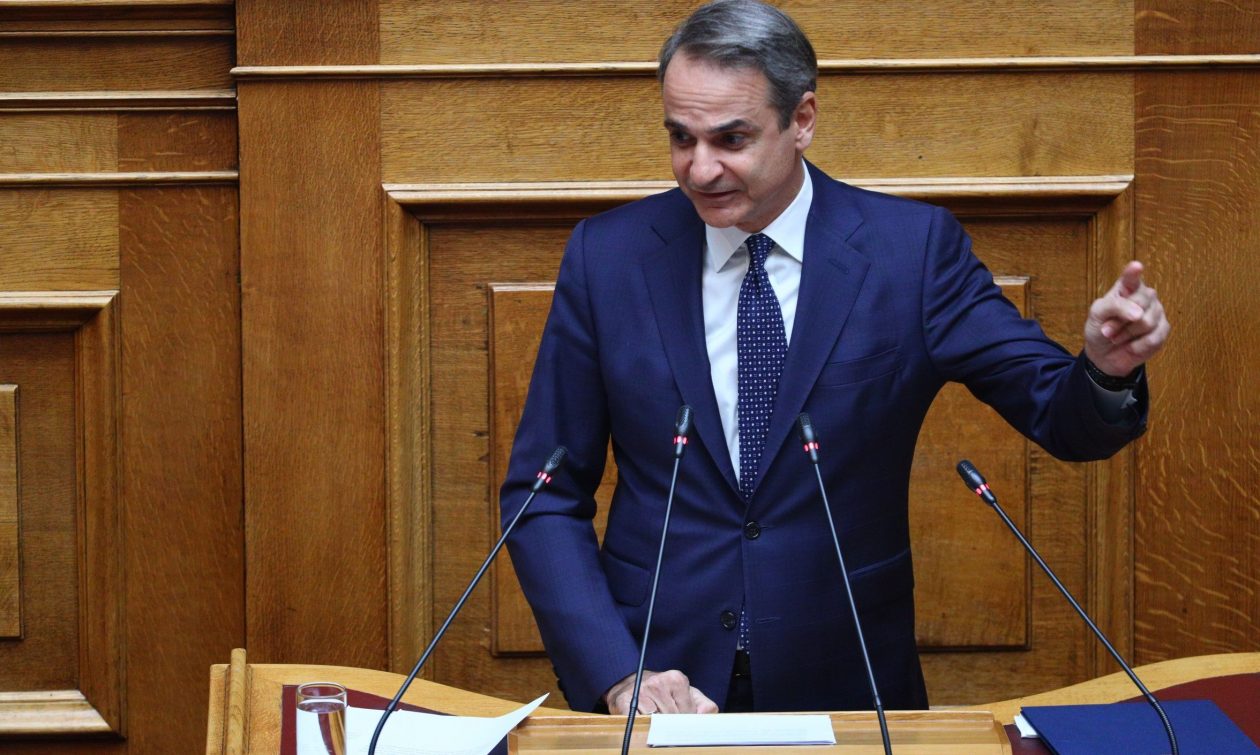 Ο Κυριάκος Μητσοτάκης στην ΑΑΔΕ – LIVE