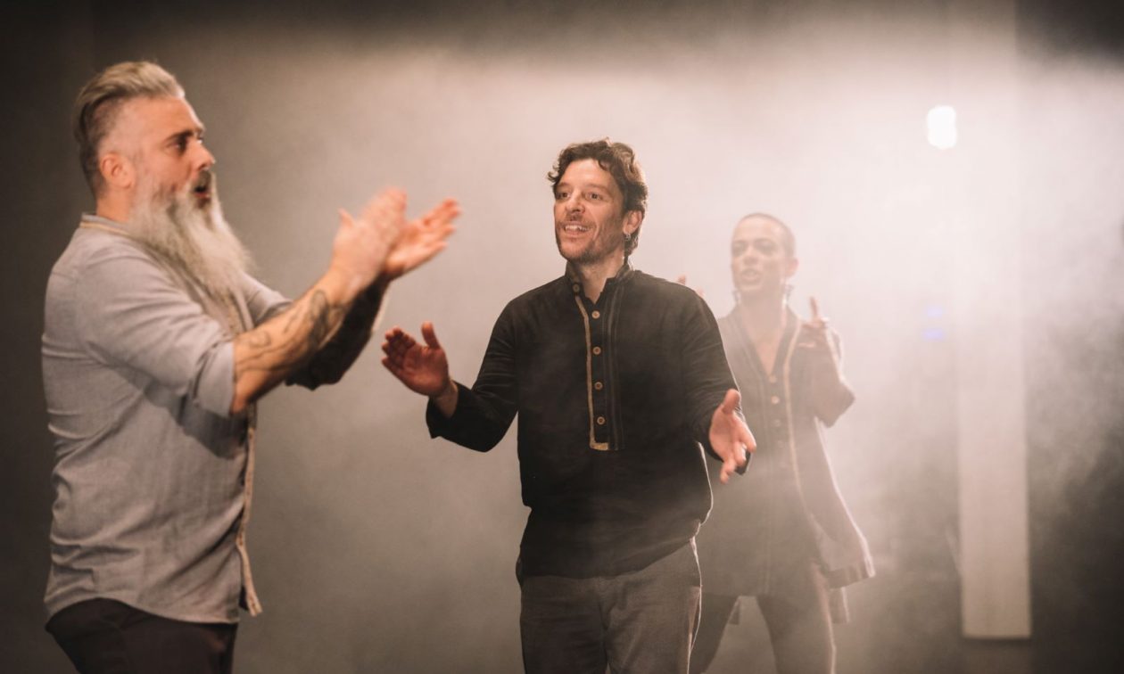 Ωδείο Αθηνών: Ο Simone Mongelli και οι Bodyterranean αφηγούνται ιστορίες και τραγούδια της Μεσογείου