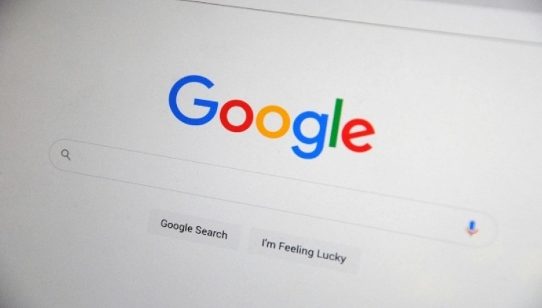 Η Ρωσία επέβαλε πρόστιμο στην Google ύψους 20.000.000.000.000.000.000.000.000.000.000.000 δολαρίων