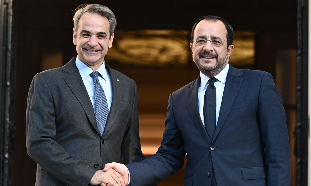 Συνάντηση Κυριάκου Μητσοτάκη – Νίκου Χριστοδουλίδη: «Έχει έρθει η ώρα για λύση του Κυπριακού»