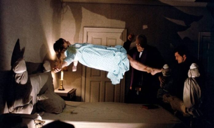 1597719-the-exorcist-movie-1973-27-7.jpg
