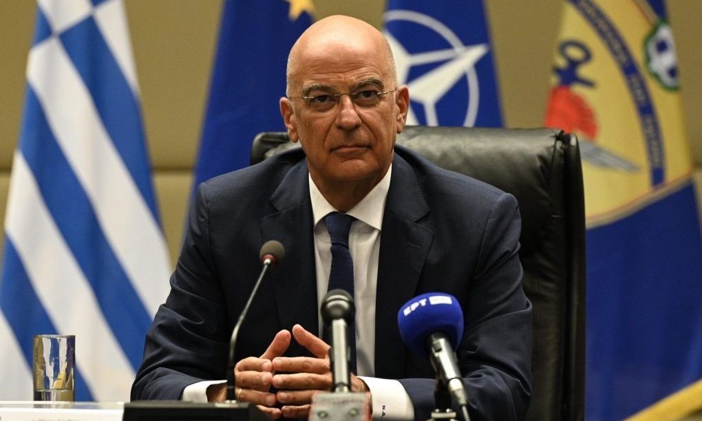 Δημοσκόπηση: Ο Δένδιας είναι μακράν ο καλύτερος υπουργός Άμυνας και Εξωτερικών