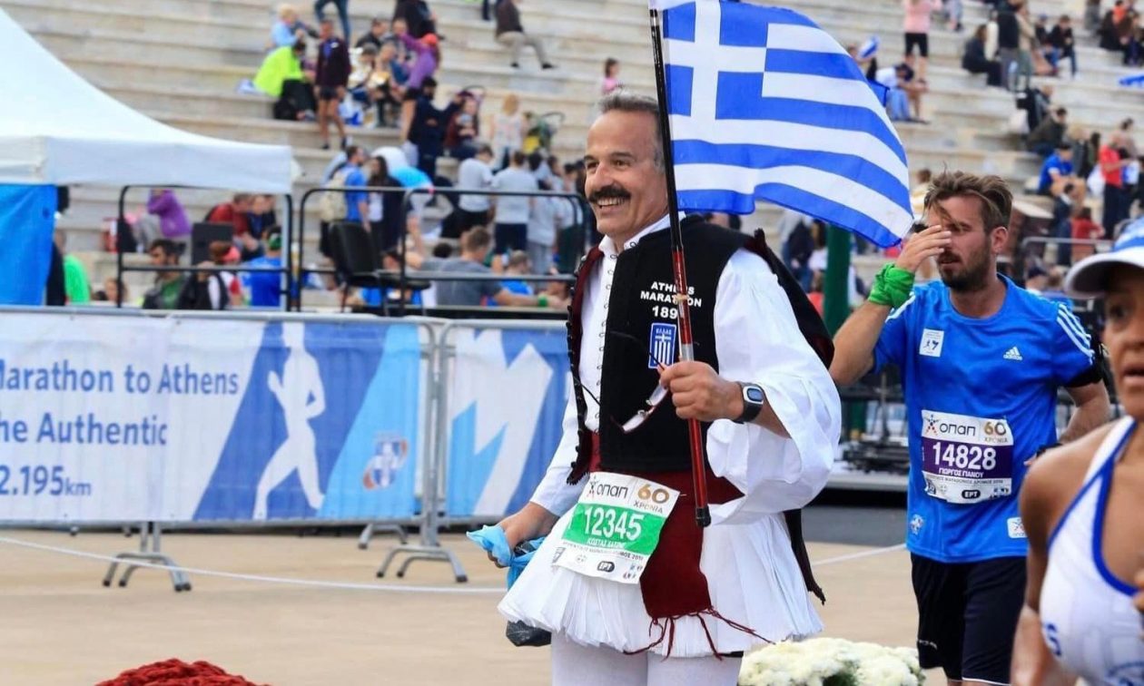 Μαραθώνιος Αθήνας: Συγκινεί ο Έλληνας που ήρθε από την Ολλανδία – Του έκλεψαν τη φουστανέλα