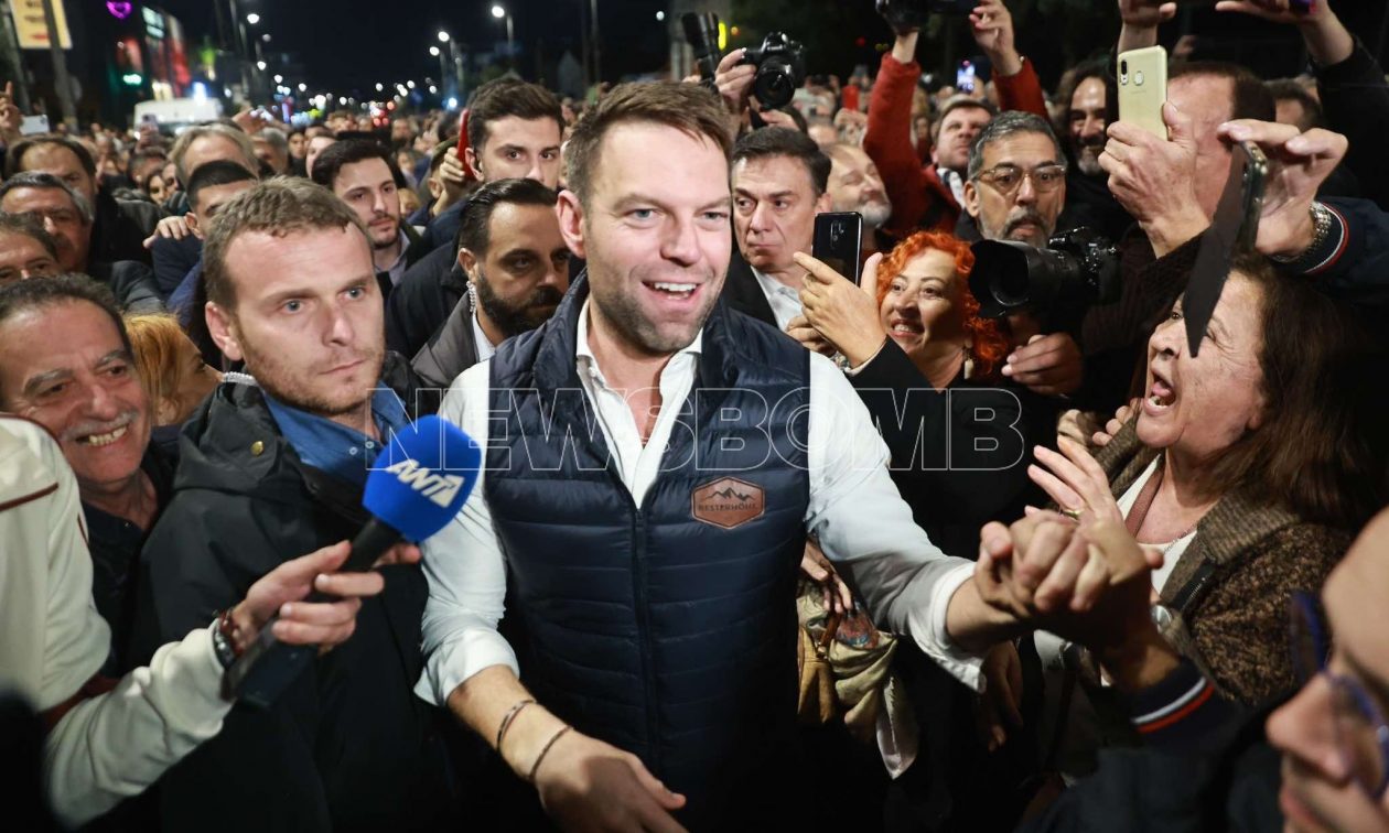 «Βολές» Κασσελάκης στην Πολιτική Γραμματεία: «Να παραιτηθεί – Είναι ντροπή»