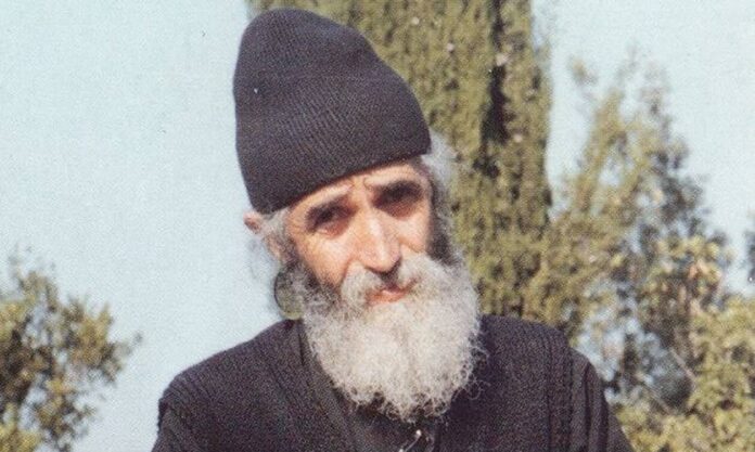 1600613-1862d620-paisios.jpg
