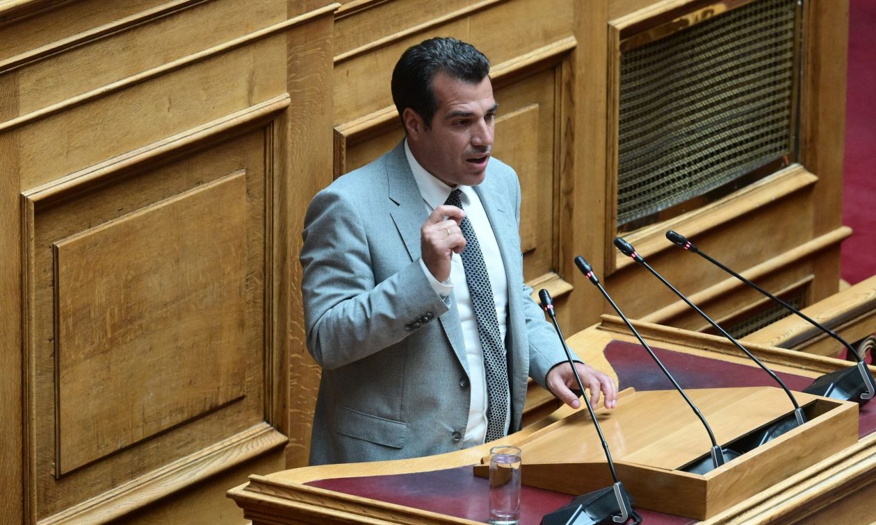 «Βολές» Πλεύρη στον ΣΥΡΙΖΑ: Στη σφαίρα της κωμωδίας όσα έγιναν στο συνέδριο