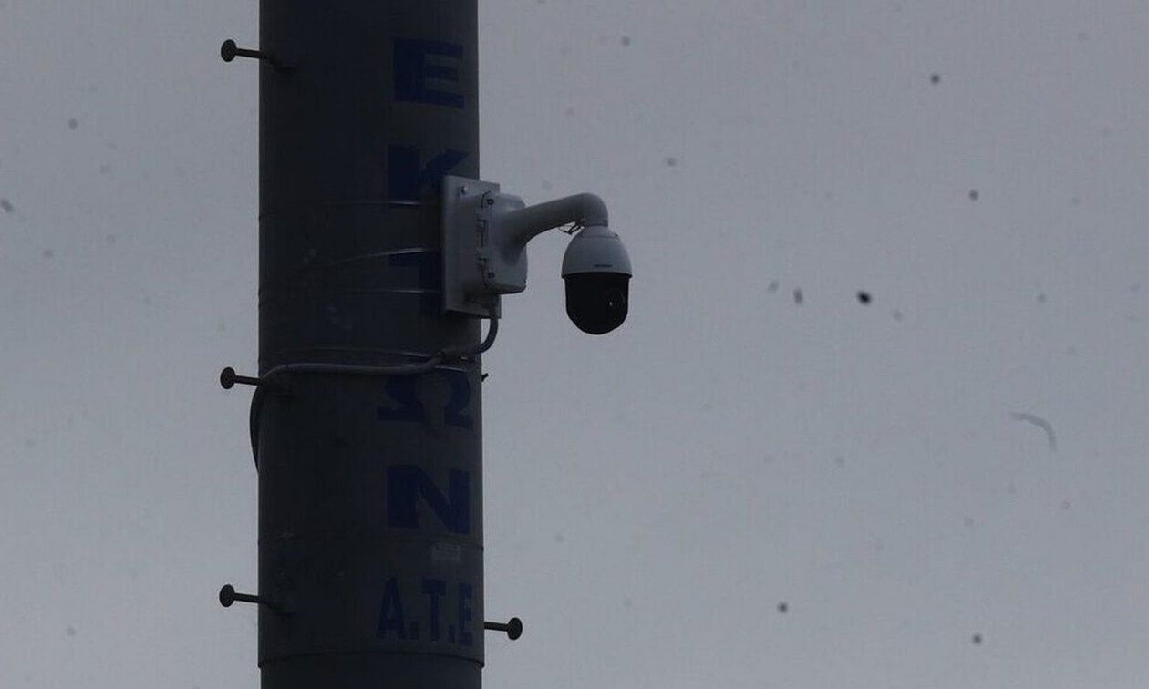 Σε ποιες λεωφόρους θα τοποθετηθούν οι 388 κάμερες στα φανάρια – Πώς θα λειτουργούν
