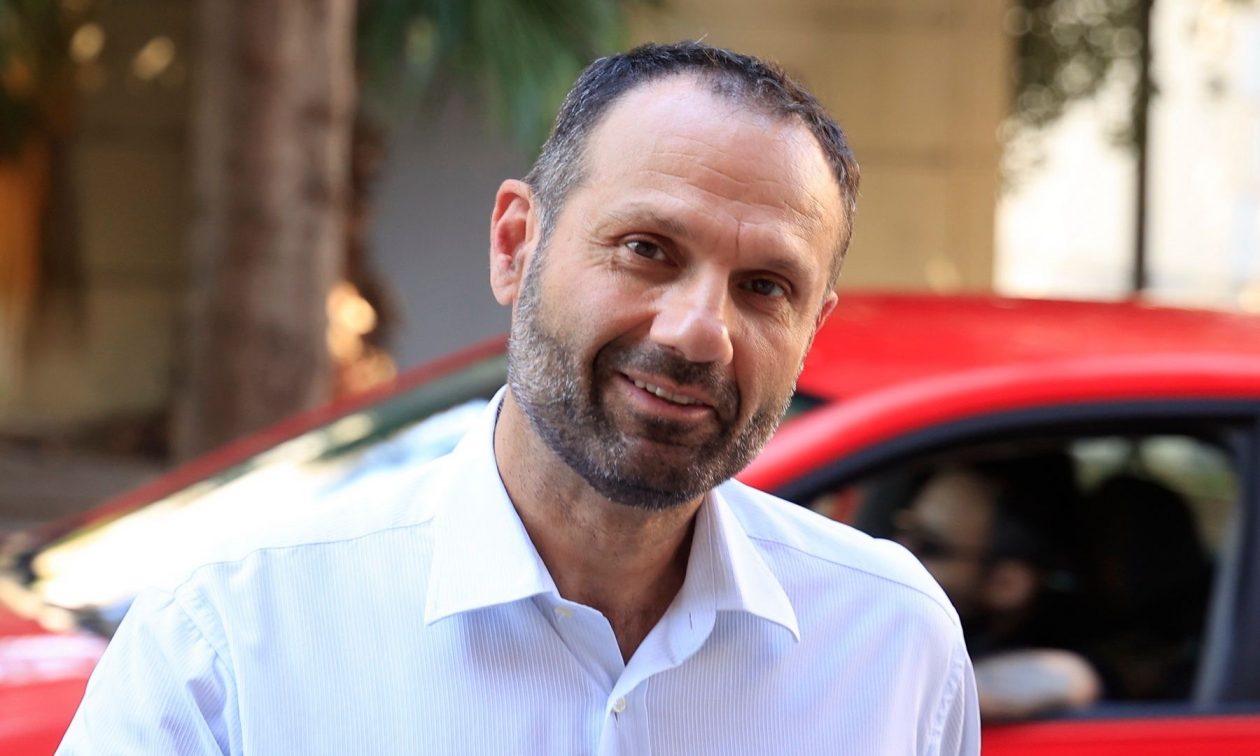 Καπνισάκης για ΣΥΡΙZA: Ήταν το συνέδριο του «Δράμαλη» – Έμπαιναν με το συνθηματικό «Τσιριγώτη»