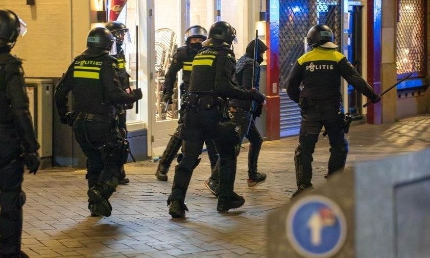 Ατμόσφαιρα Άμστερνταμ καλλιεργούν αντι-ισραηλινές ομάδες πριν τον αγώνα ΠΑΟ-Μακάμπι