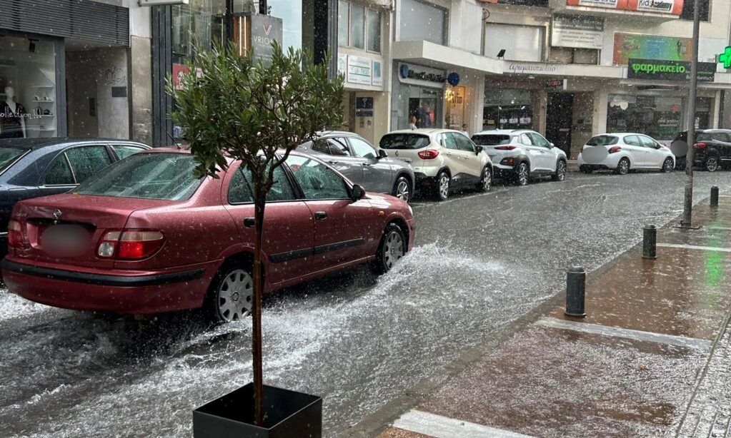 Κυκλοφοριακό χάος στην Αττική – «Δεν έχει ξαναγίνει αυτό» – Ποιες οι αιτίες