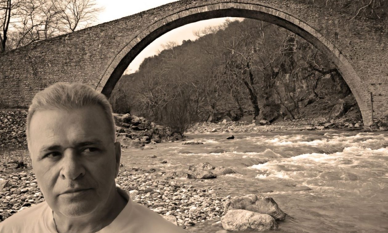 Γιώργος Πολυμενάκος: «Η ευτυχία έχει μετατραπεί σε μια καταναλωτική έννοια»