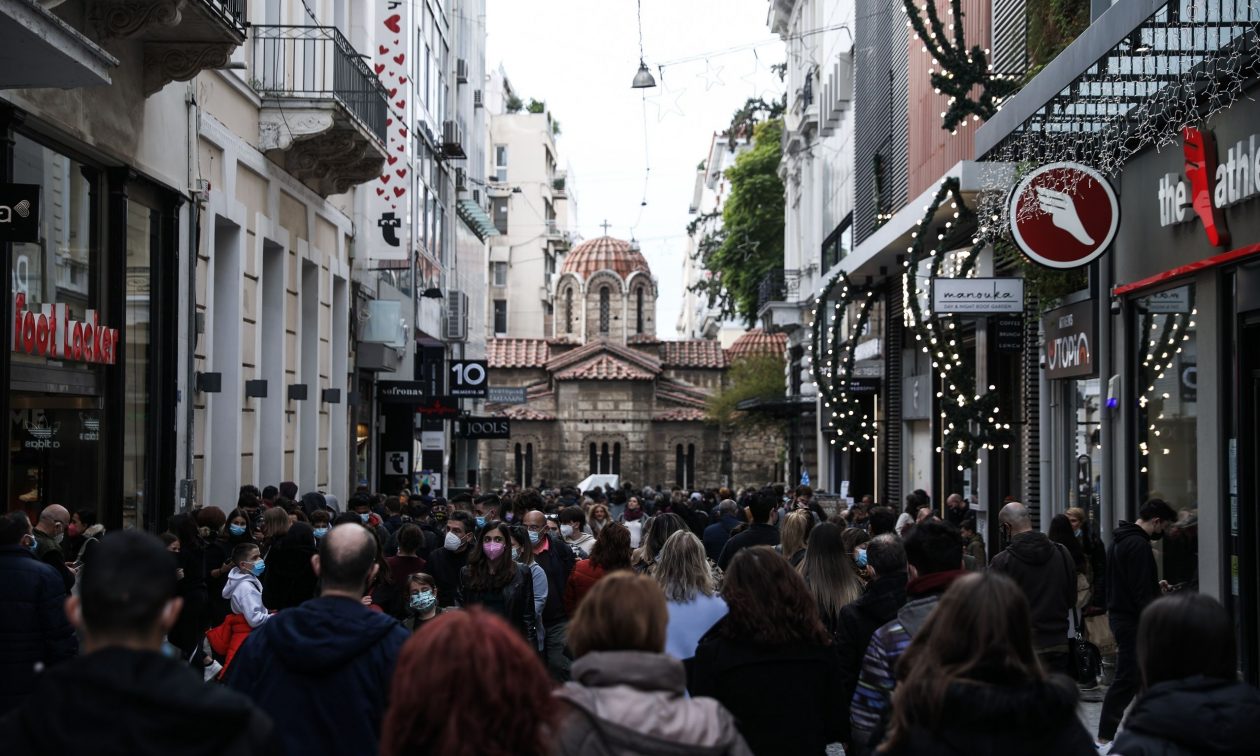 Τέσσερις Κυριακές θα είναι ανοιχτά τα μαγαζιά μέσα στον Δεκέμβριο
