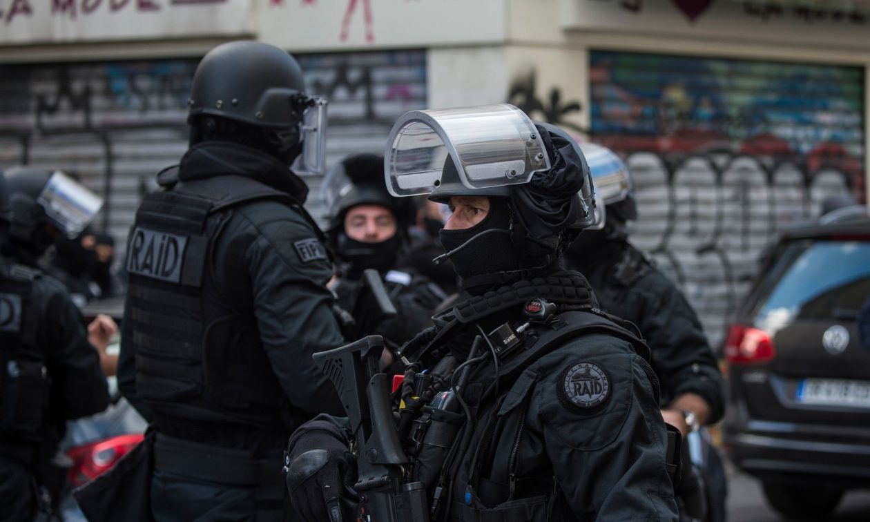 «Φρούριο» το Παρίσι για τον αγώνα Γαλλία – Ισραήλ: Στους δρόμους 4.000 αστυνομικοί