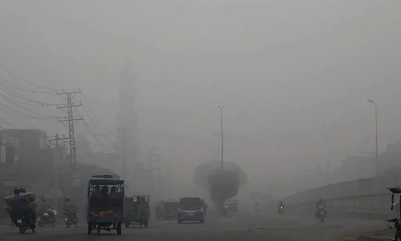 Πακιστάν: Σε σοβαρό κίνδυνο 11 εκατ. παιδιά από την τοξική αιθαλομίχλη