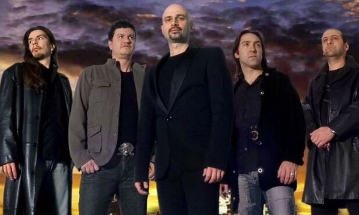 Δυτικές Συνοικίες: Ποιο ήταν το συγκρότημα του Βασίλη Μαντζουράνη που έχασε τη ζωή του στην άσφαλτο