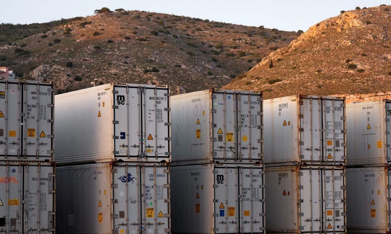 «Ever Given»: Ατομική έκθεση φωτογραφίας της Έφης Χαλιορή στην Πινακοθήκη δήμου Αθηναίων